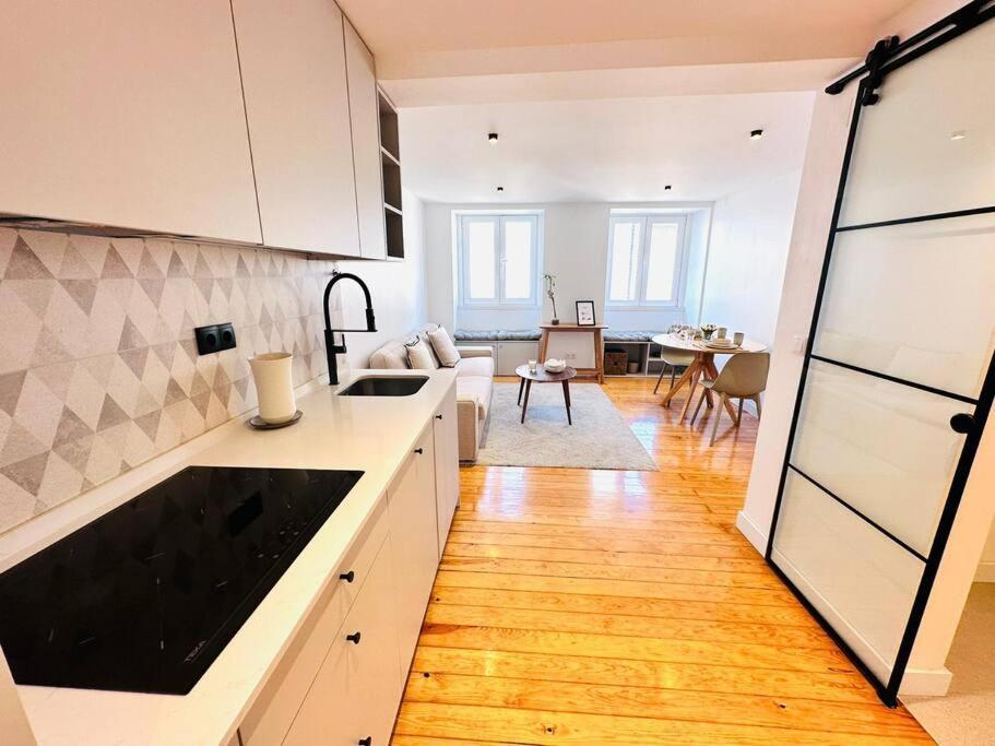 Lisbon City Center Flat For 6 Pp Bagian luar foto