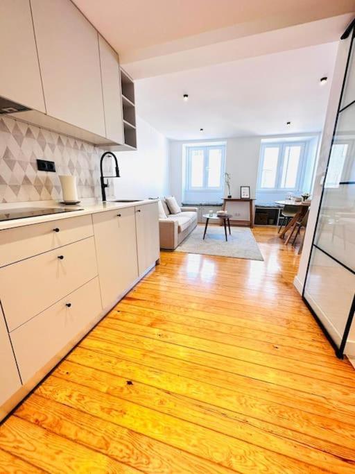 Lisbon City Center Flat For 6 Pp Bagian luar foto